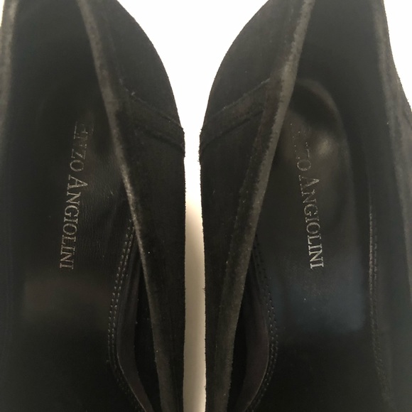 ENZO ANGIOLINI Suede Heels - Picture 4 of 5